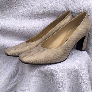 Stuart Weitzman Heels